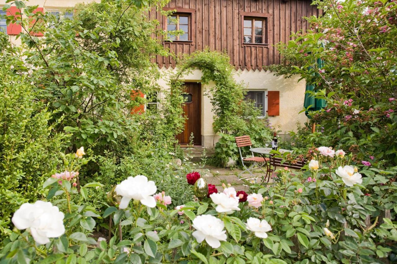 Haus Probst Am See Acomodação com café da manhã Schondorf am Ammersee Exterior foto